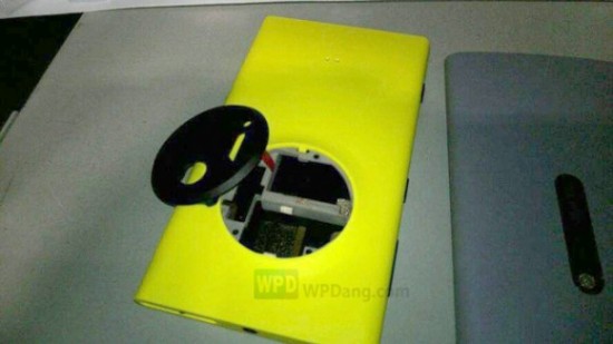 Lumia EOS Top