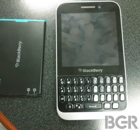 BlackBerry Q leak